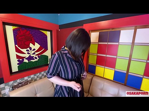 ❤️ Cutie Japanese pẹlu awọn omu nla ṣe baraenisere pẹlu awọn nkan isere ibalopọ ati pe o ni orgasm kan. O sọrọ ninu ifọrọwanilẹnuwo kan nipa iriri onibaje rẹ. Awọn ori omu nla ati obo ti o ni irun ti n kerora. Osaka onihoho ️❌  Ibalopo ❌❤